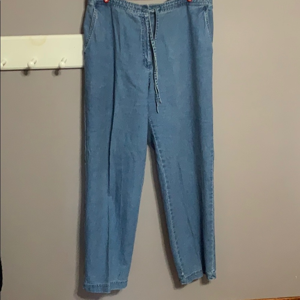 Woman’s Blue Jeans Size 14
